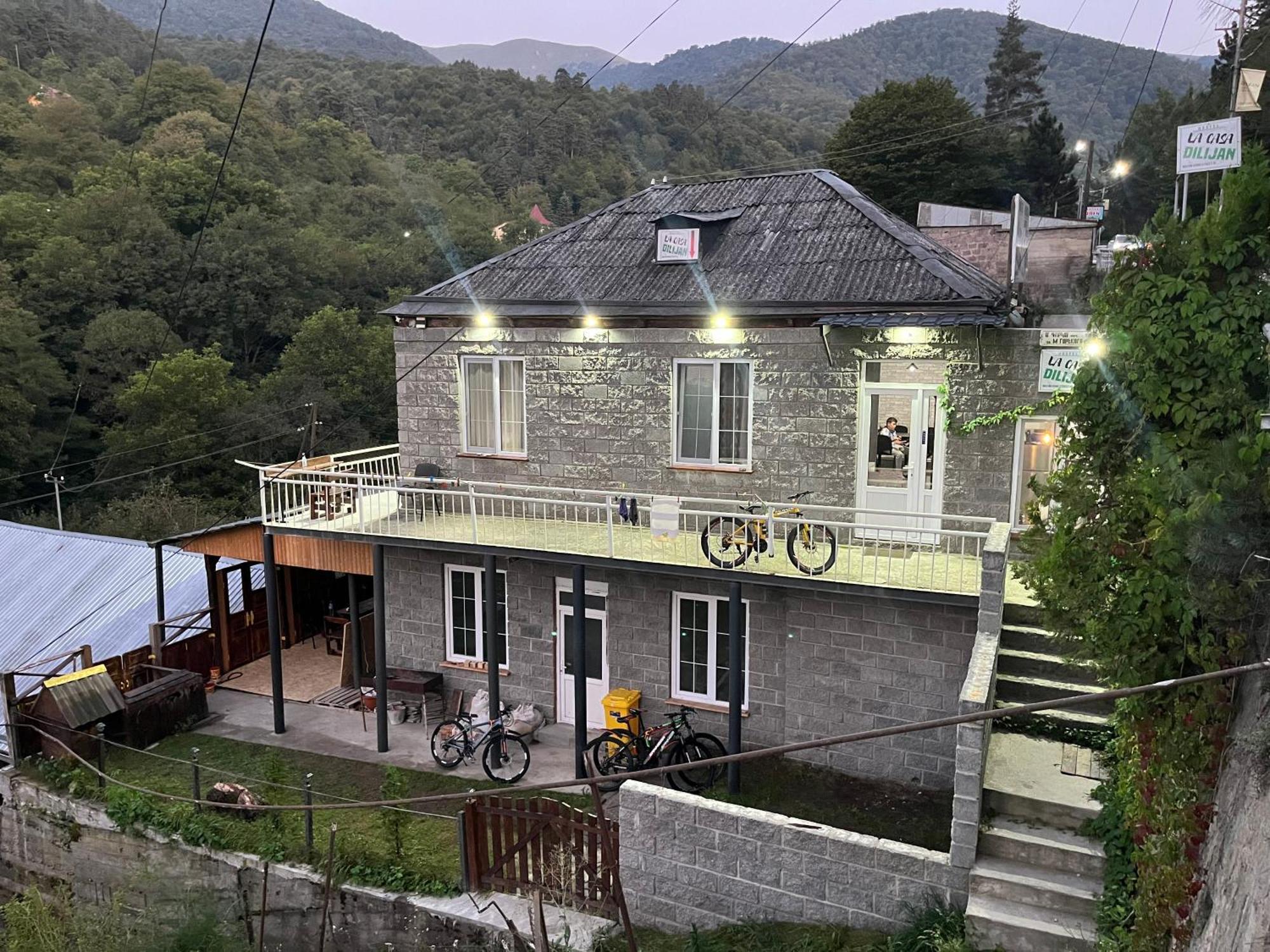 Hostel La Casa Dilidžan Exteriér fotografie